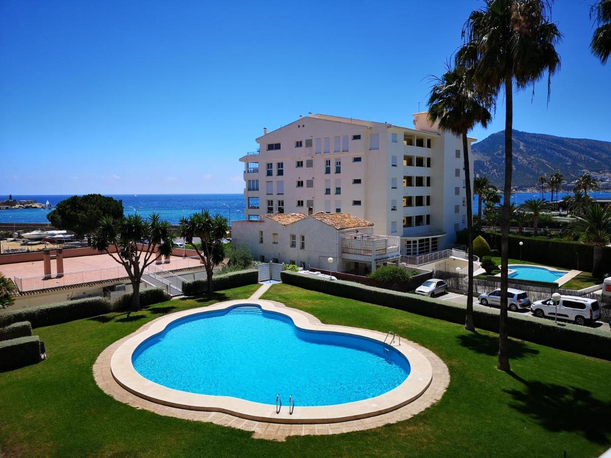 Acogedor Apartamento Frente Al Mar Con Piscina Алтеа Екстер'єр фото