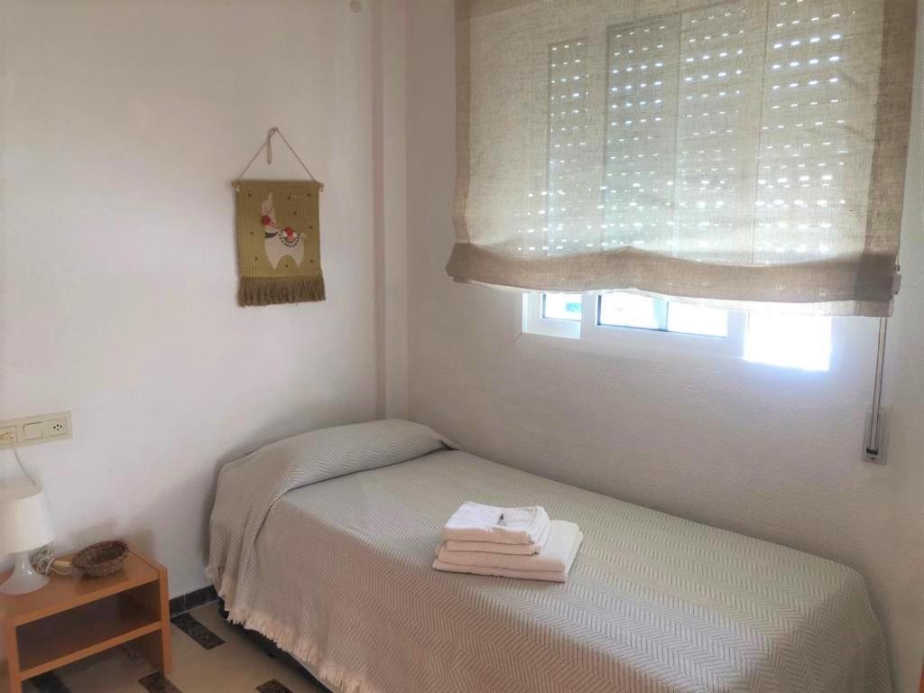 Acogedor Apartamento Frente Al Mar Con Piscina Алтеа Екстер'єр фото